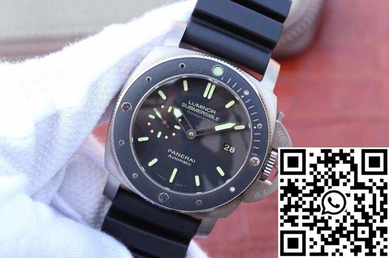 Panerai Luminor Submersible 1950 Amagnetic 3 Days PAM389 VS Factory V2 Black Dial