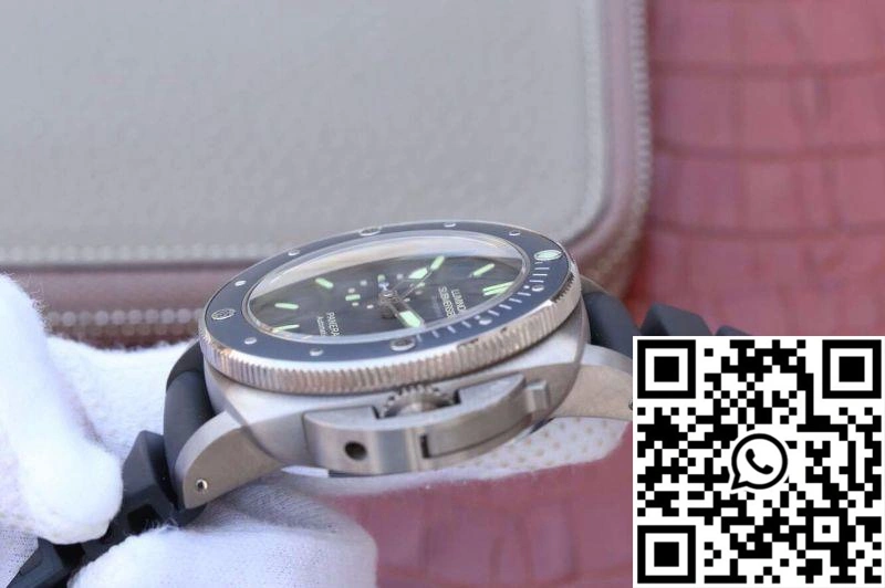 Panerai Luminor Submersible 1950 Amagnetic 3 Days PAM389 VS Factory V2 Black Dial