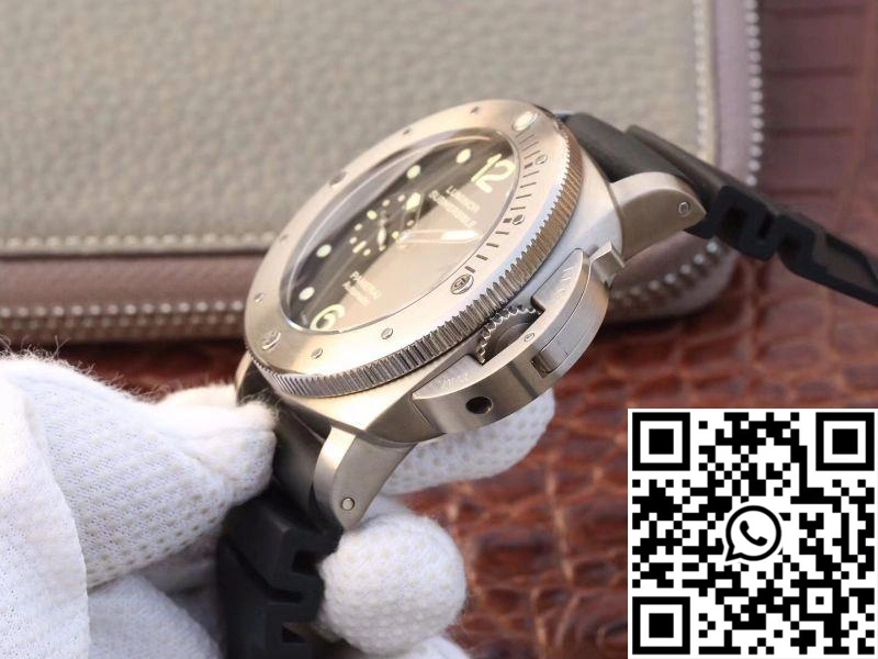 Panerai Luminor Submersible 1950 Amagnetic 3 Days Titanium PAM389 VS Factory V2 Black Dial