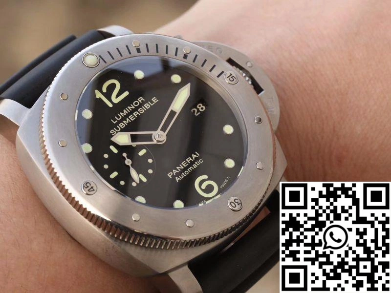 Panerai Luminor Submersible 1950 Amagnetic 3 Days Titanium PAM389 VS Factory V2 Black Dial