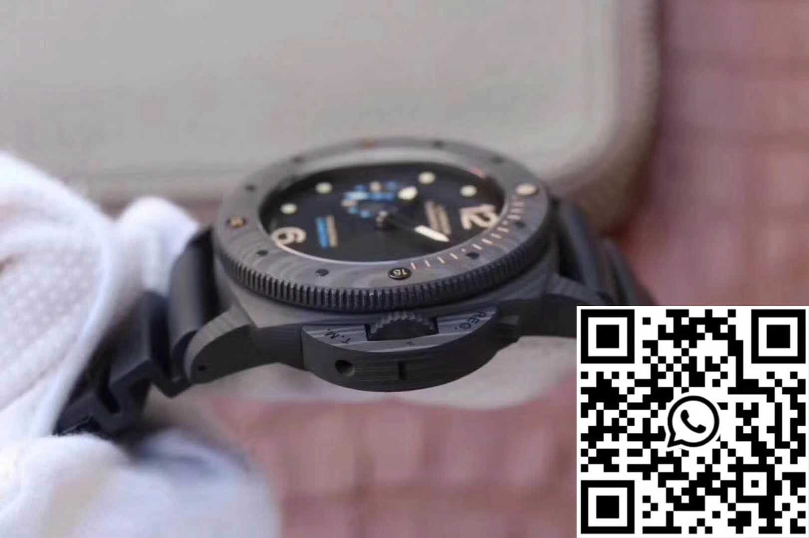 Panerai Luminor Submersible 1950 PAM616 VS Factory Black Dial