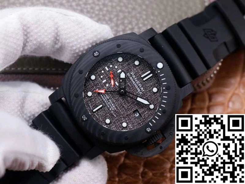 Panerai Submersible Luna Rossa PAM01039 VS Factory Black Carbon