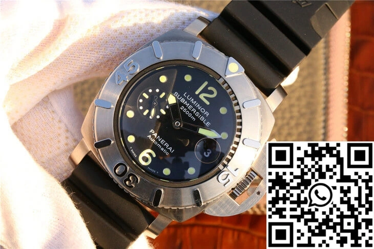 Panerai Submersible PAM 00194 VS Factory Black Dial