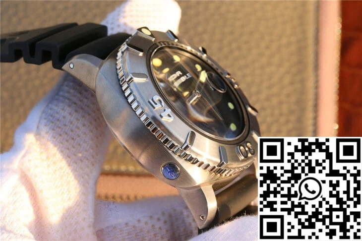 Panerai Submersible PAM 00194 VS Factory Black Dial