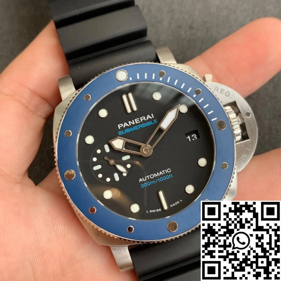 Panerai Submersible PAM01209 VS Factory Blue Bezel