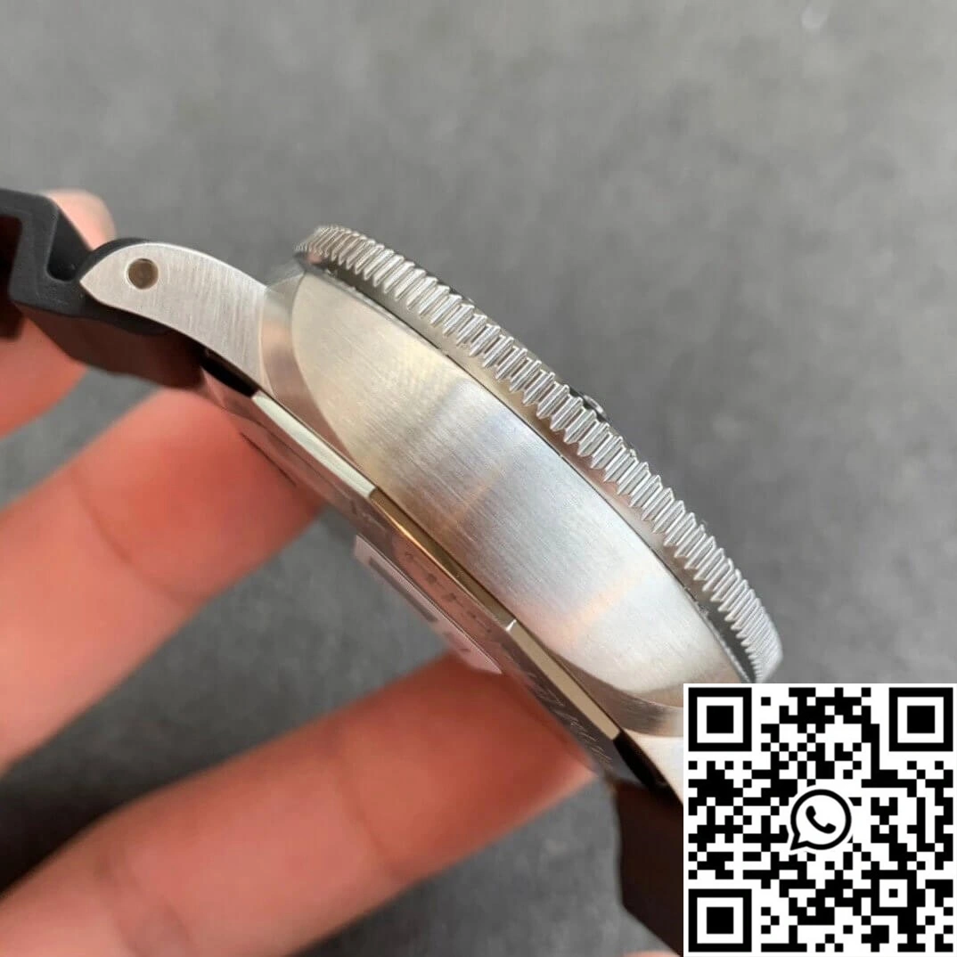 Panerai Submersible PAM01209 VS Factory Blue Bezel