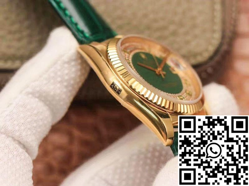 Replica Rolex Day-Date 36mm Green Enamel Diamond Gypsophila Gold dial watch