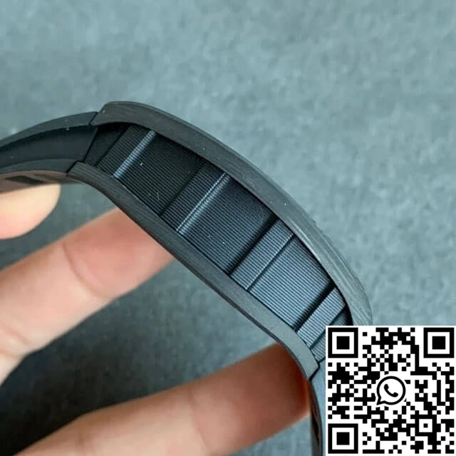 Richard Mille RM055 KV Factory V2 Carbon Fiber Black Rubber Strap