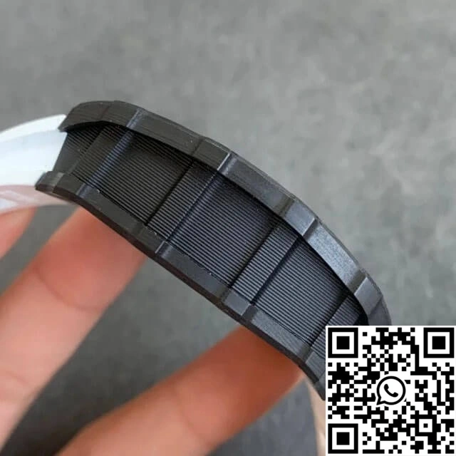 Richard Mille RM35-02 KV Factory V3 Carbon Fiber White Rubber Strap