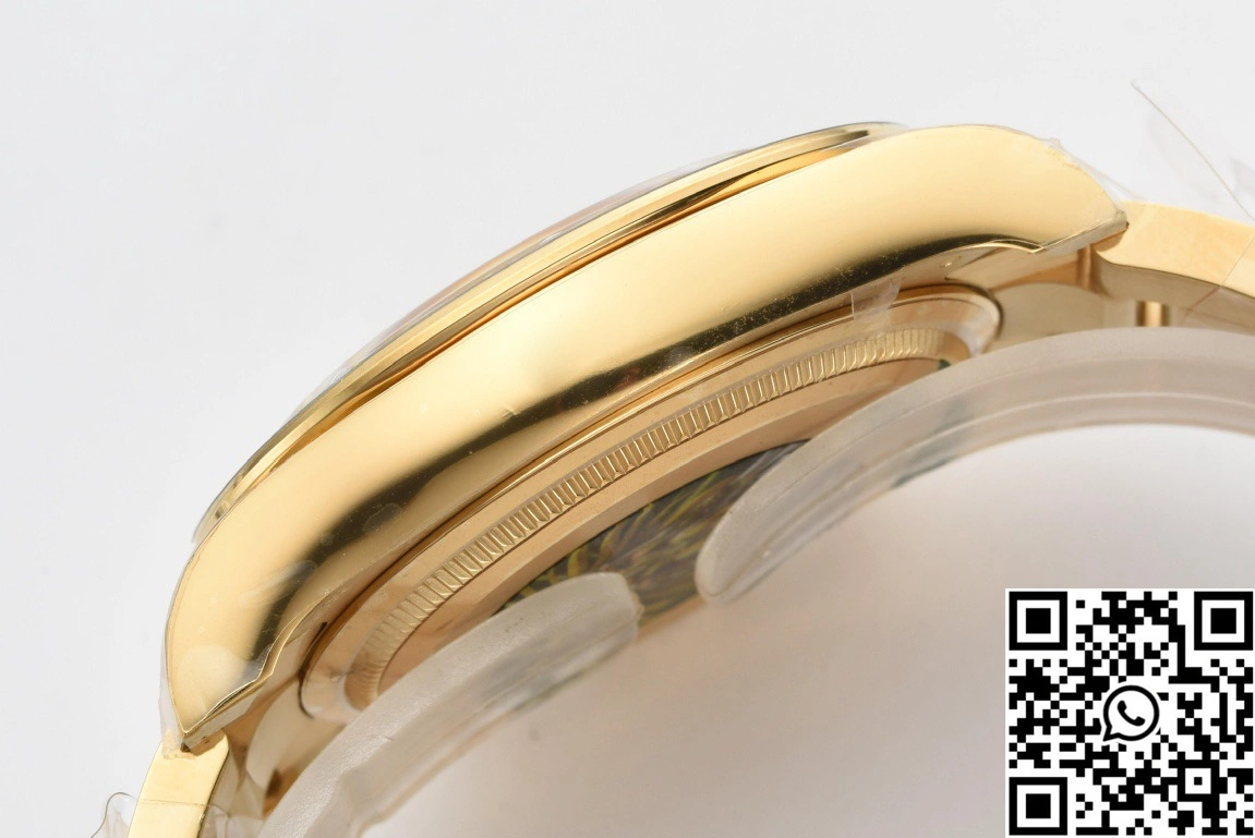 Rolex Cosmograph Daytona M126503 Clean Factory Gold Bezel (Copy)