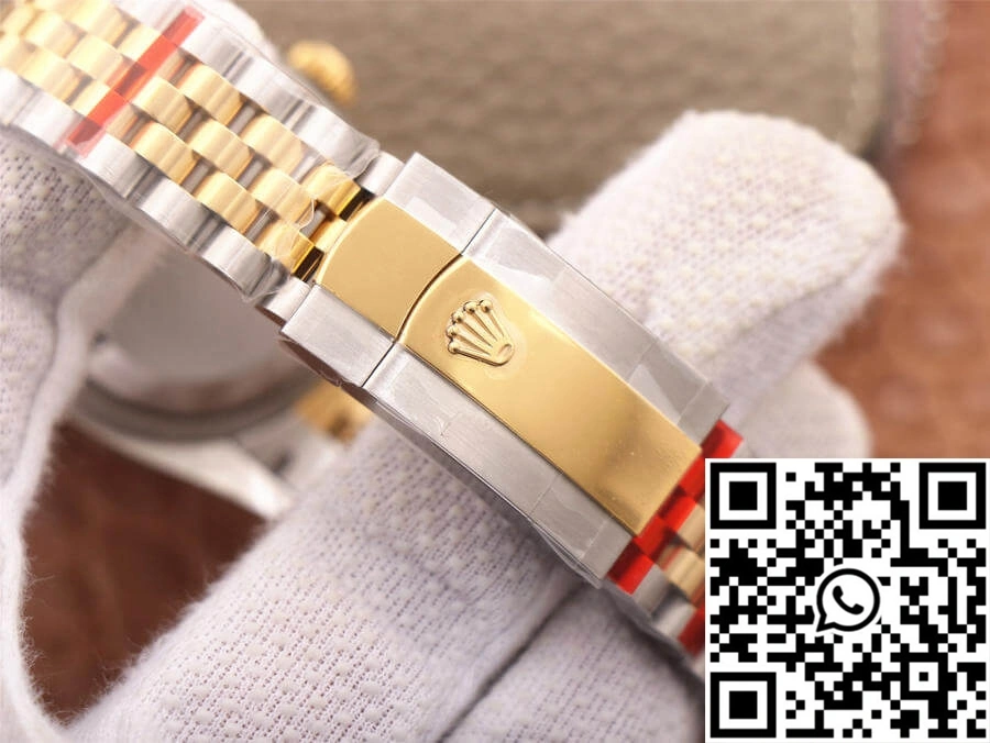 Rolex Datejust 126233 EW Factory Diamond Gold Dial
