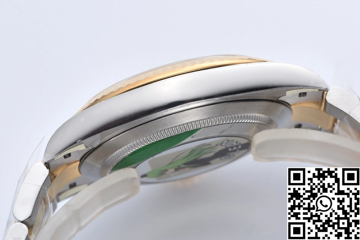 Rolex Datejust M126333-0020 Clean Factory Gold Motif Dial Oyster Band