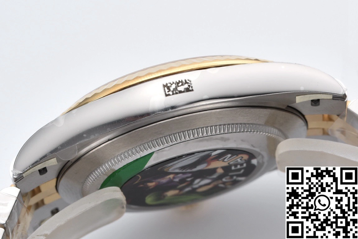 Rolex Datejust M126333 Clean Factory Gold Motif Dial