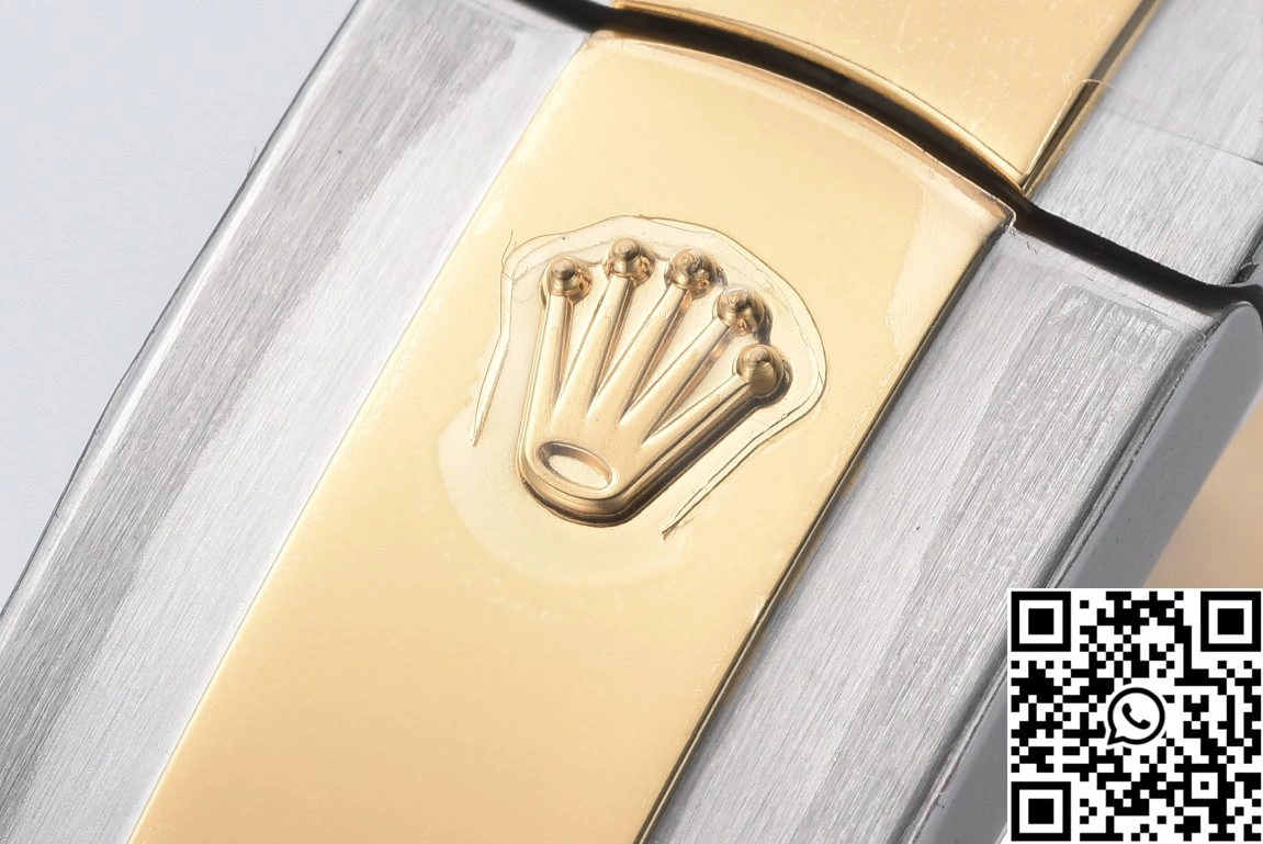 Rolex Datejust M126333 Clean Factory Gold Motif Dial