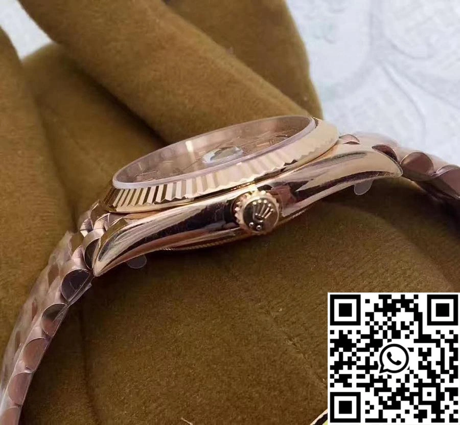 Rolex Day-Date 40 228235 Rose Gold 40MM EW Factory Sundust Dial