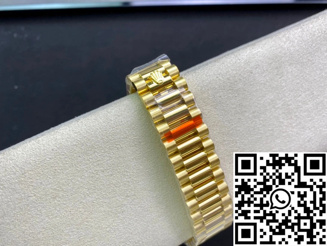 Rolex Day-Date M128238-0008 Yellow Gold EW Factory Champagne Dial