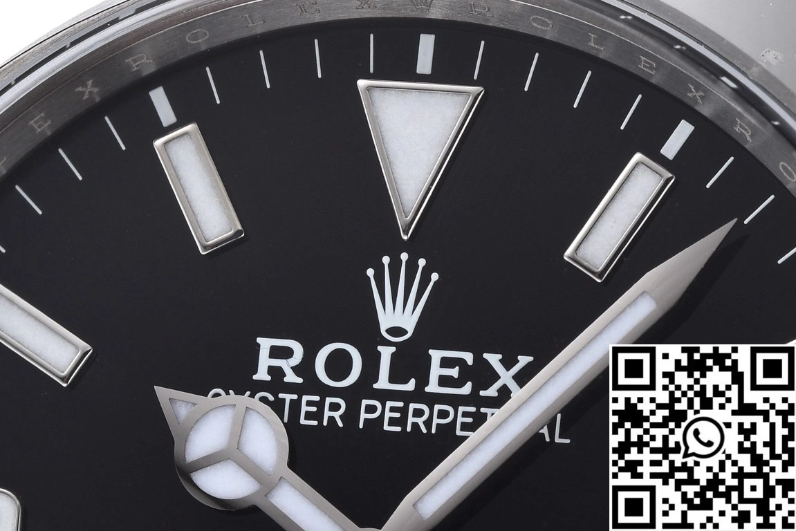 Rolex Explorer 214270 Clean Factory Oyster Perpetual 39mm Black Dial