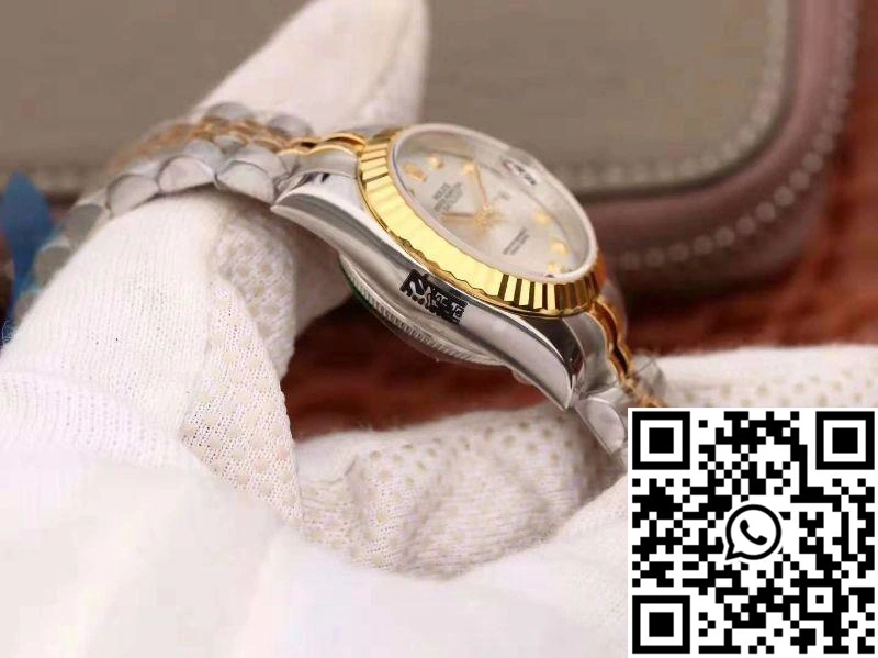 Rolex Lady Datejust 18K Gold 28MM Silver Dial