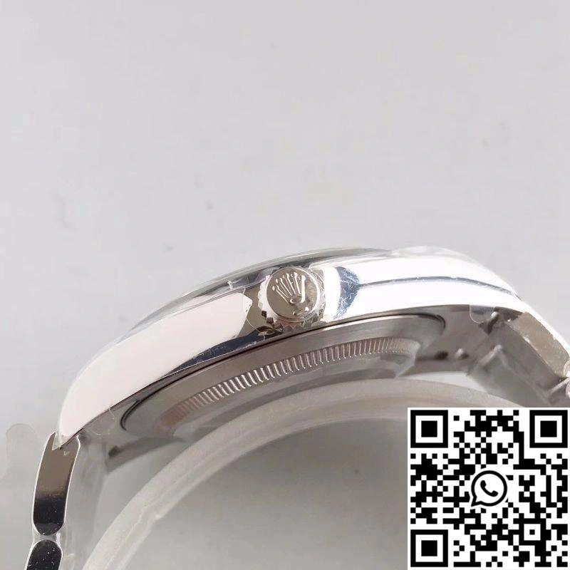 Rolex Oyster Perpetual 39 114300 JF Factory Blue Dial