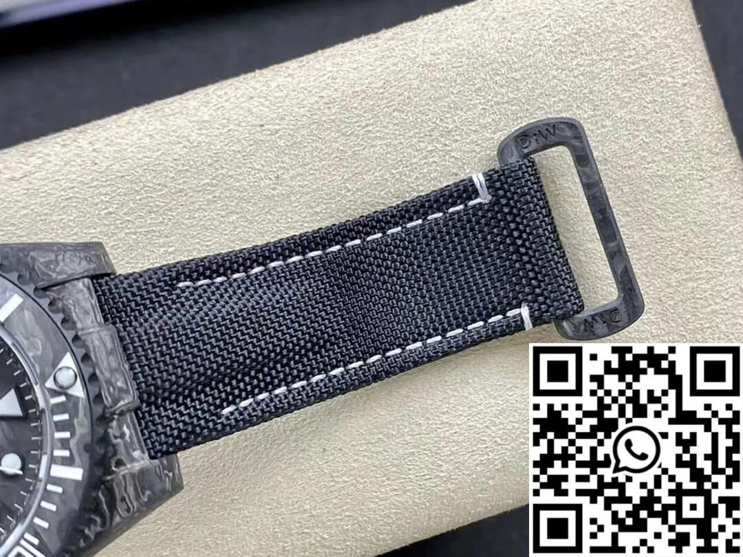 Rolex Submariner VS Factory DIW Carbon Fiber Dial