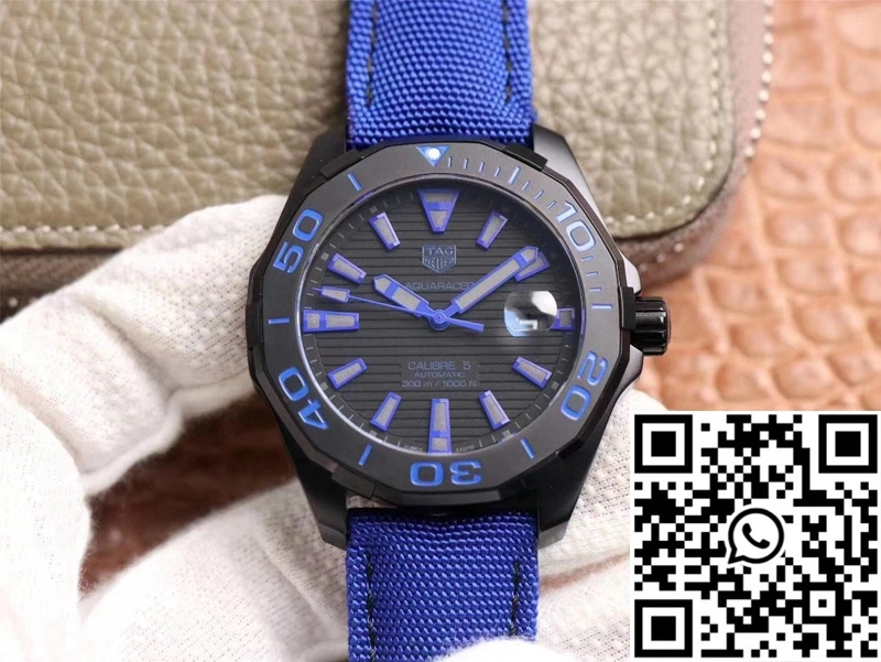 Tag Heuer Aquaracer WAY208C.RHZ4752 V6 Factory Black Dial