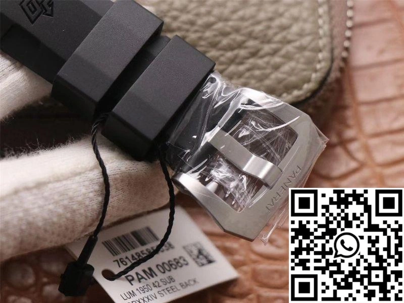 VS Factory Panerai Submersible 42MM PAM00683