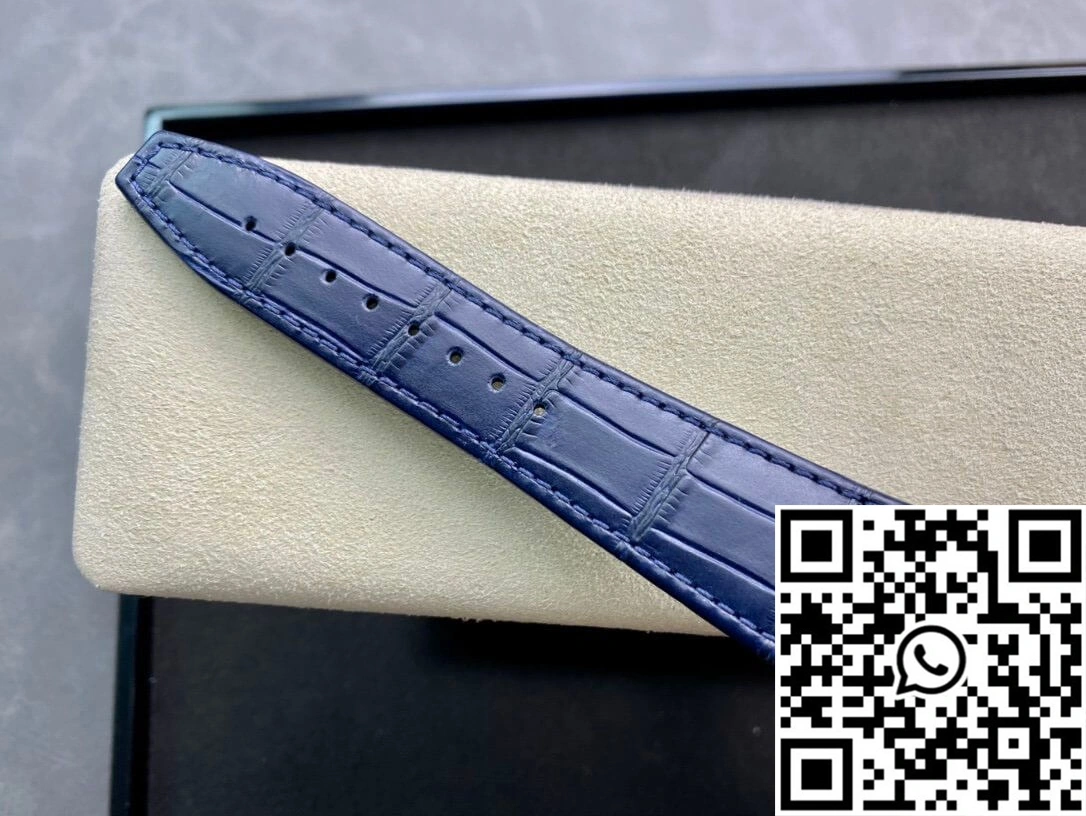 Vacheron Constantin Overseas 4500V 8F Factory Blue Leather Strap