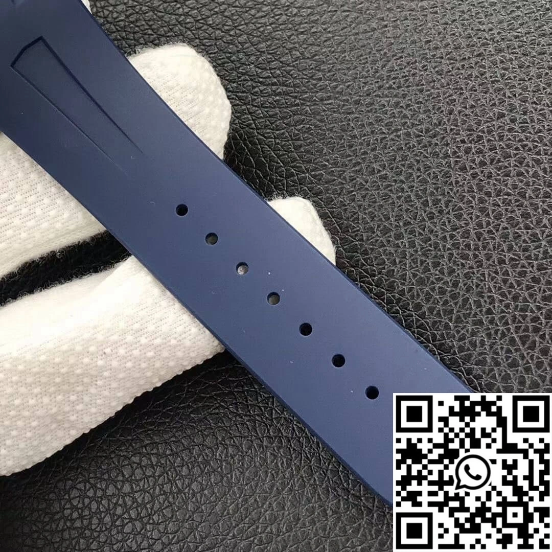 Vacheron Constantin Overseas 47040 8F Factory Blue Rubber Strap